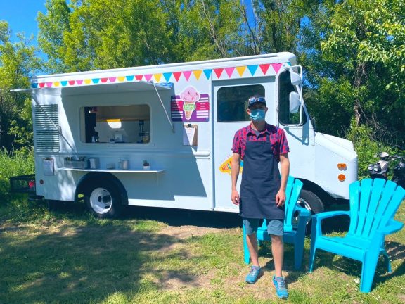 Meet Graeme, Owner of Hullabaloo!